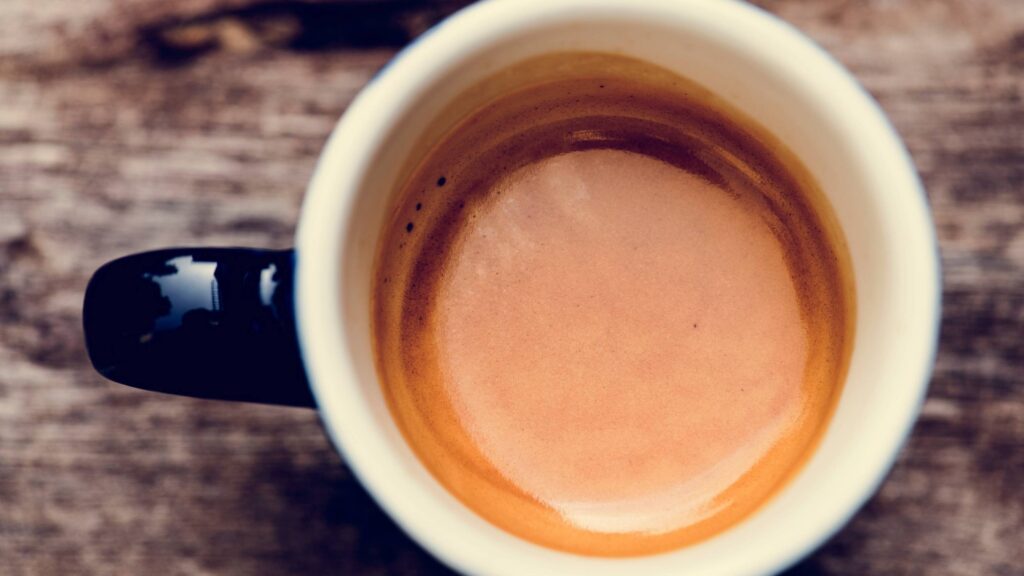 Wie viele Tassen Kaffe gesund sind und ab wann man von einer Sucht spricht, weiss Ernährungsexpertin Vanessa Brand im Interview mit Radio 1.